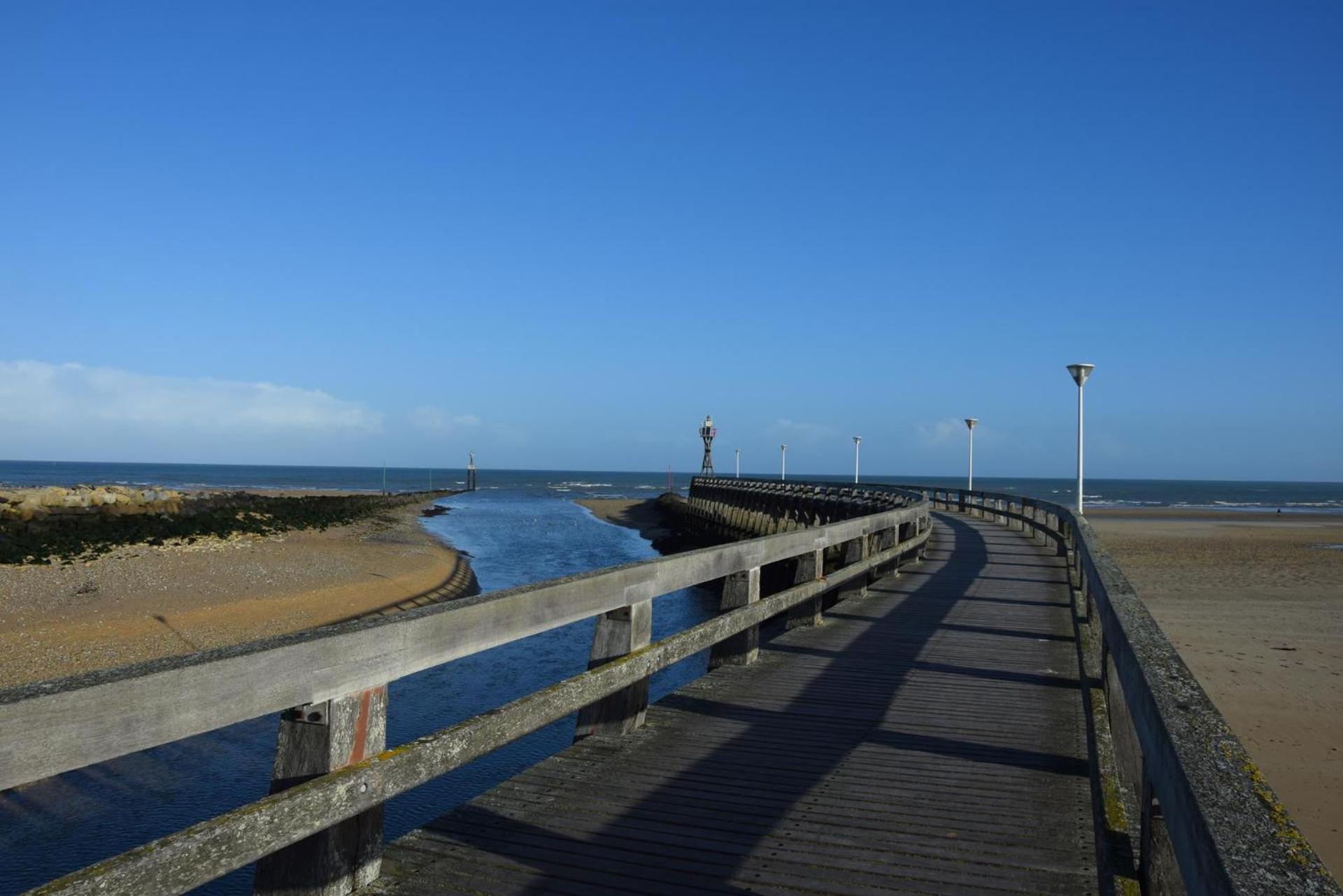 Ferienwohnung A Louer Plages Du Debarquement A Courseulles Sur Mer Exterior foto