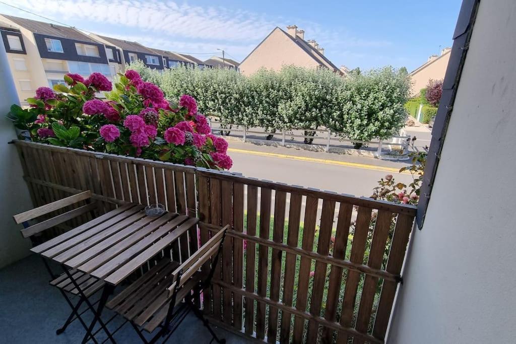 Ferienwohnung A Louer Plages Du Debarquement A Courseulles Sur Mer Exterior foto